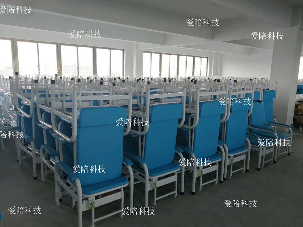 愛陪科技共享陪護床（chuáng）戰酷暑、重質量、保（bǎo）生產