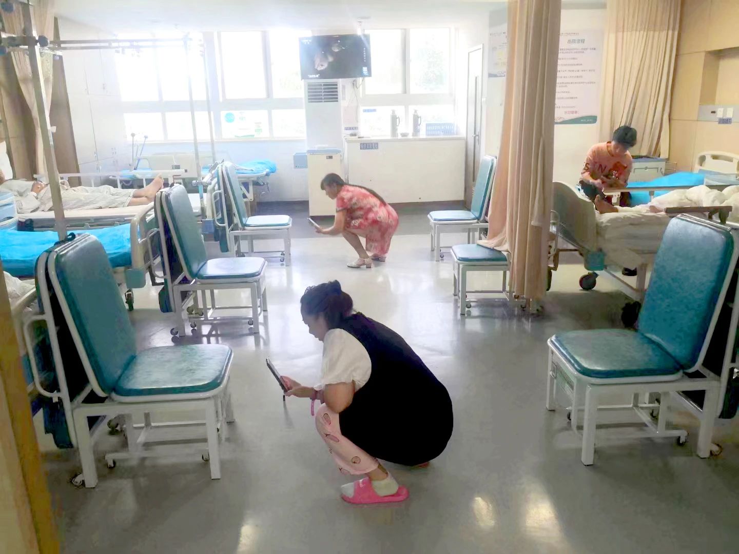 醫院共享陪護床：配套便民服務  滿足剛性（xìng）需求