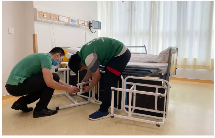 1592448251362089.png “佩奇”——廣東省人民醫院(yuàn)配(pèi)齊共享陪護床!配齊愛與服(fú)務!7.png